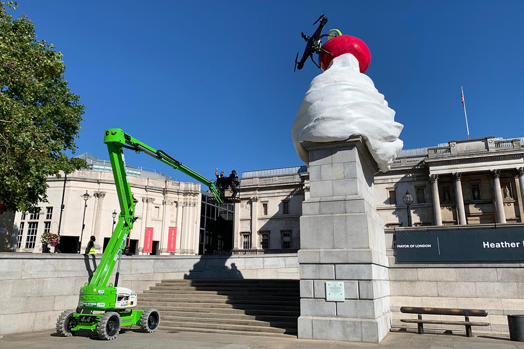 niftylift_hr17_articulated-boom_trafalgar-4th-plinth_jms-powered-access