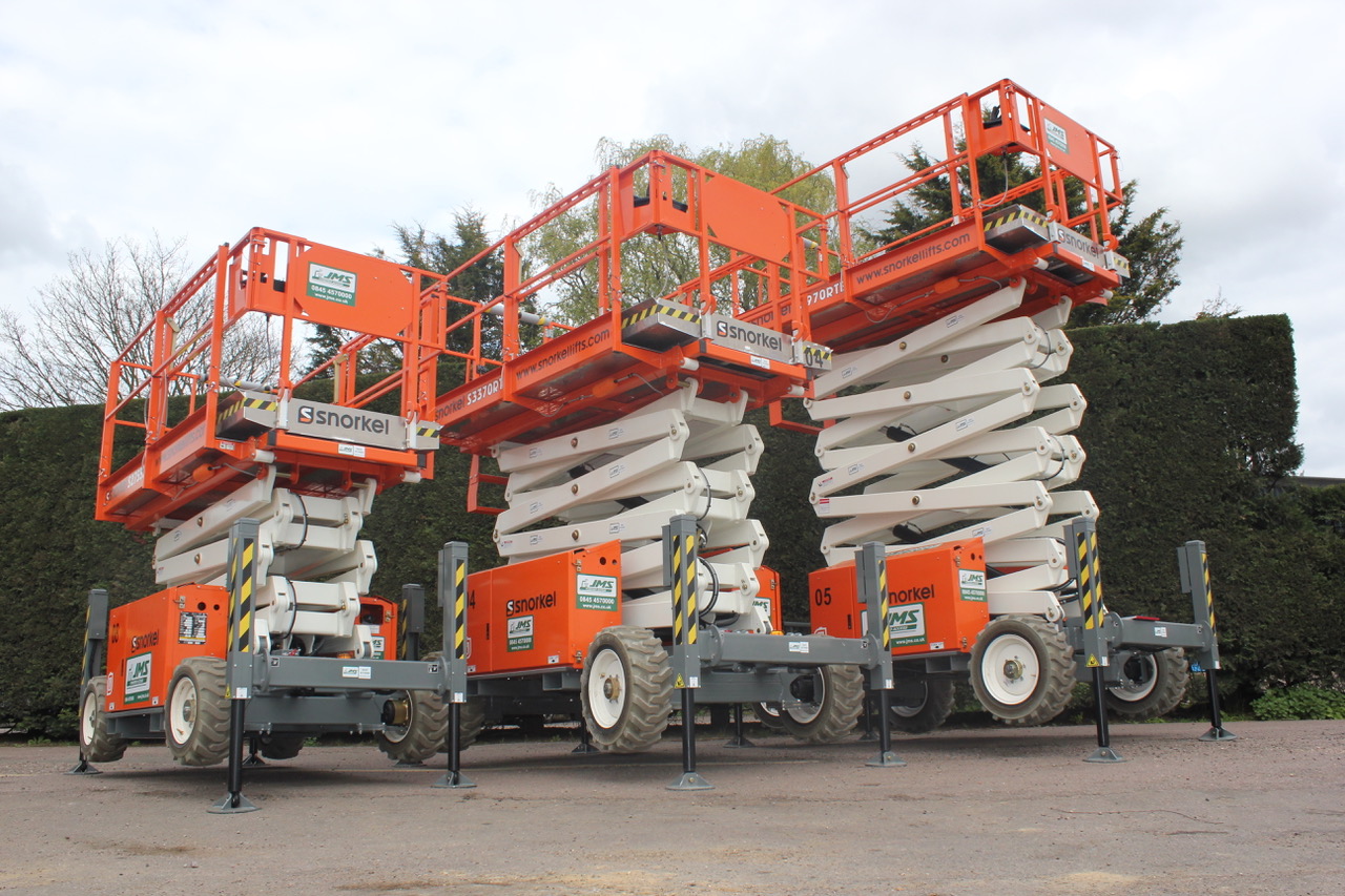 Scissor lift in London