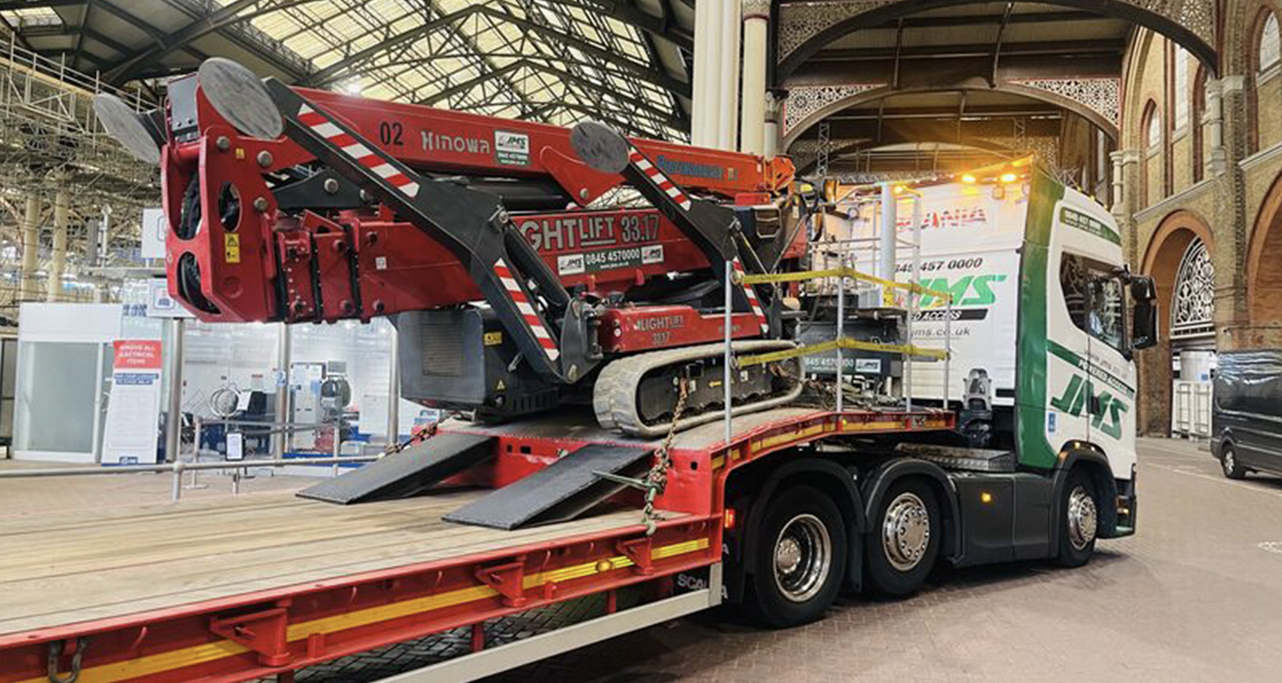 Hinowa-33.17-Spider-Boom-delivery-to-key-London-transport-location