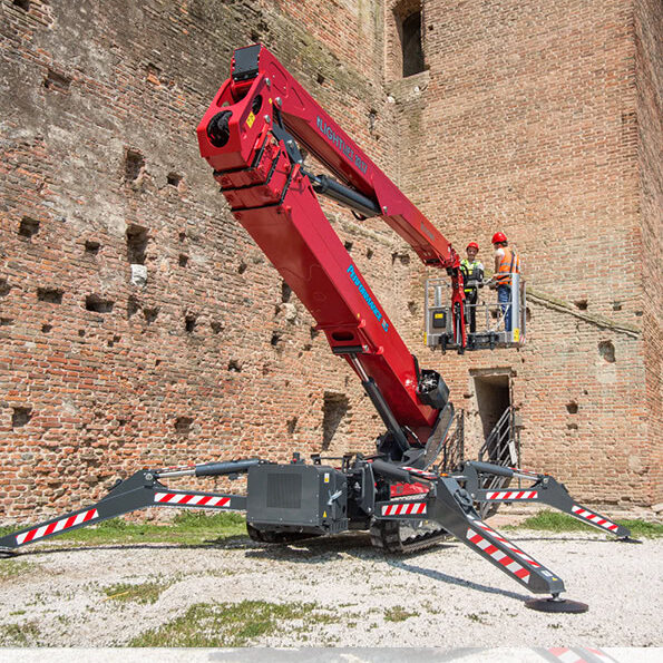 Hinowa Tracked Boom