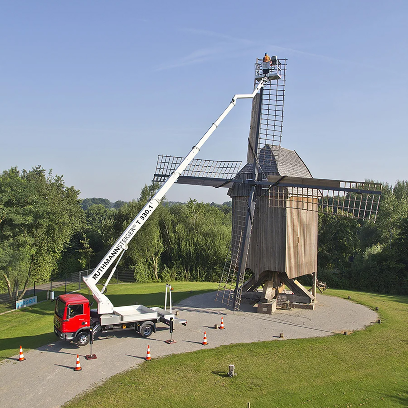 Ruthmann Steiger T330 33m Truck Mounted Platform