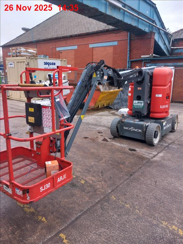 Skyjack SJ30 ARJE Electric Boom Lift