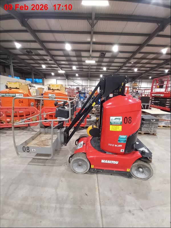 Manitou 100VJR Mast Boom Lift